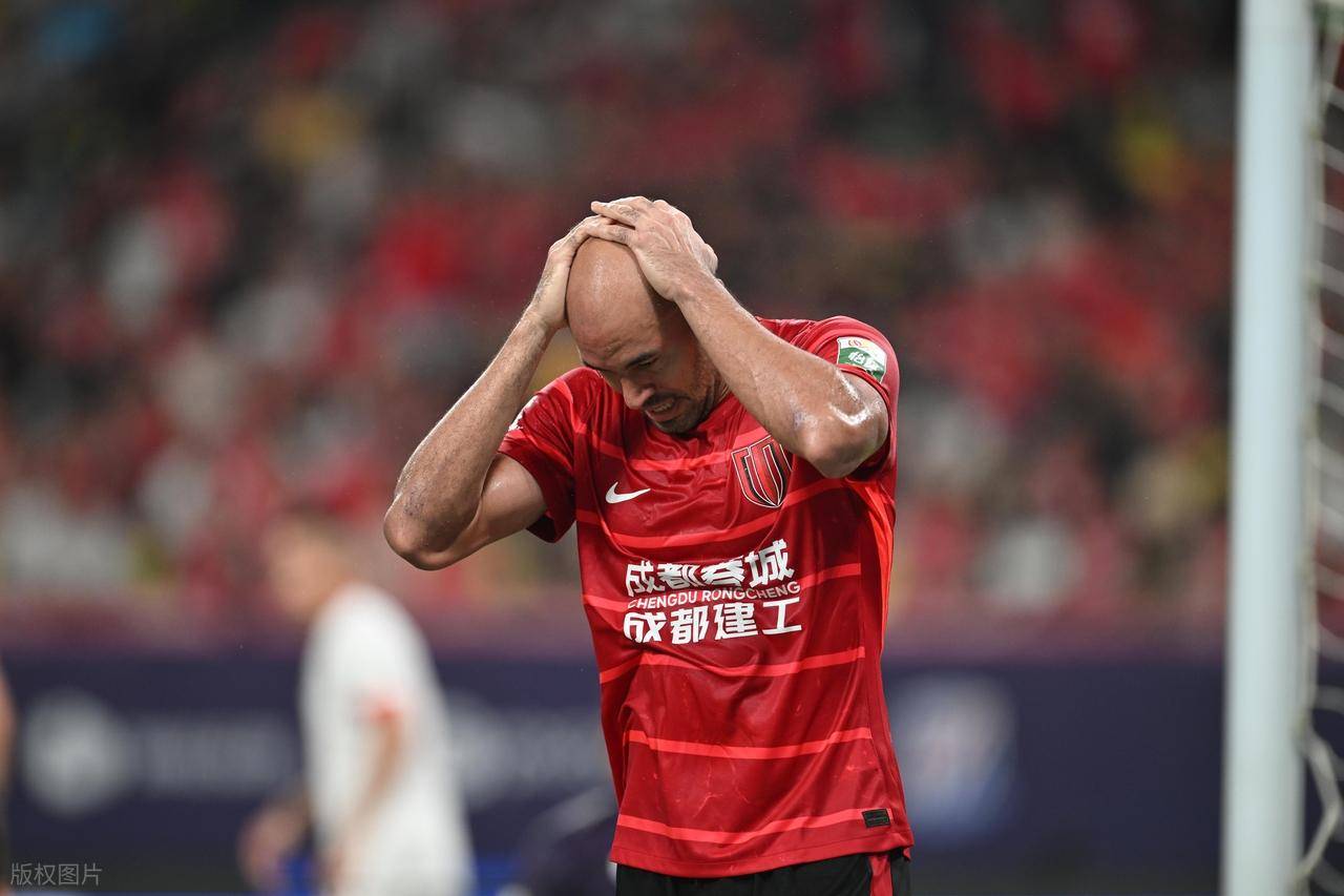 太狠了！纽约尼克斯围绕法国杯遗憾出局布莱顿外线爆发备战葡超，成都蓉城围绕法甲战术微调的简单介绍