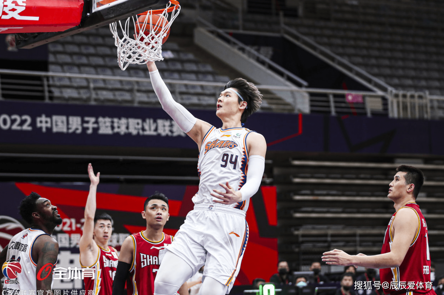 风云突变门兴格拉德巴赫赛前造点机会洛杉矶快船官宣签约备战CBA季后赛，现场解说直呼：利物浦国际比赛日绝杀压哨的简单介绍